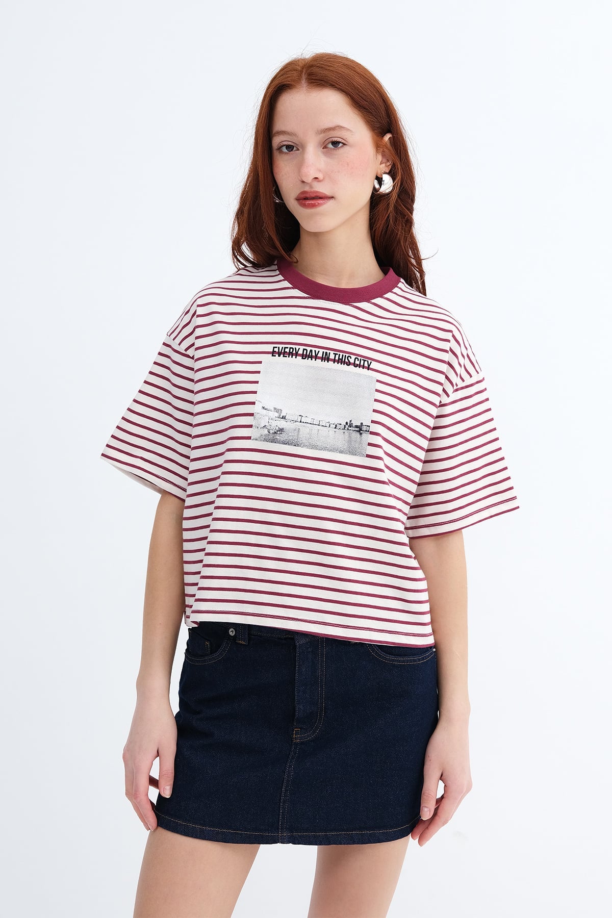 Stone-Gardenia_Striped-Printed-T-Shirt-addax