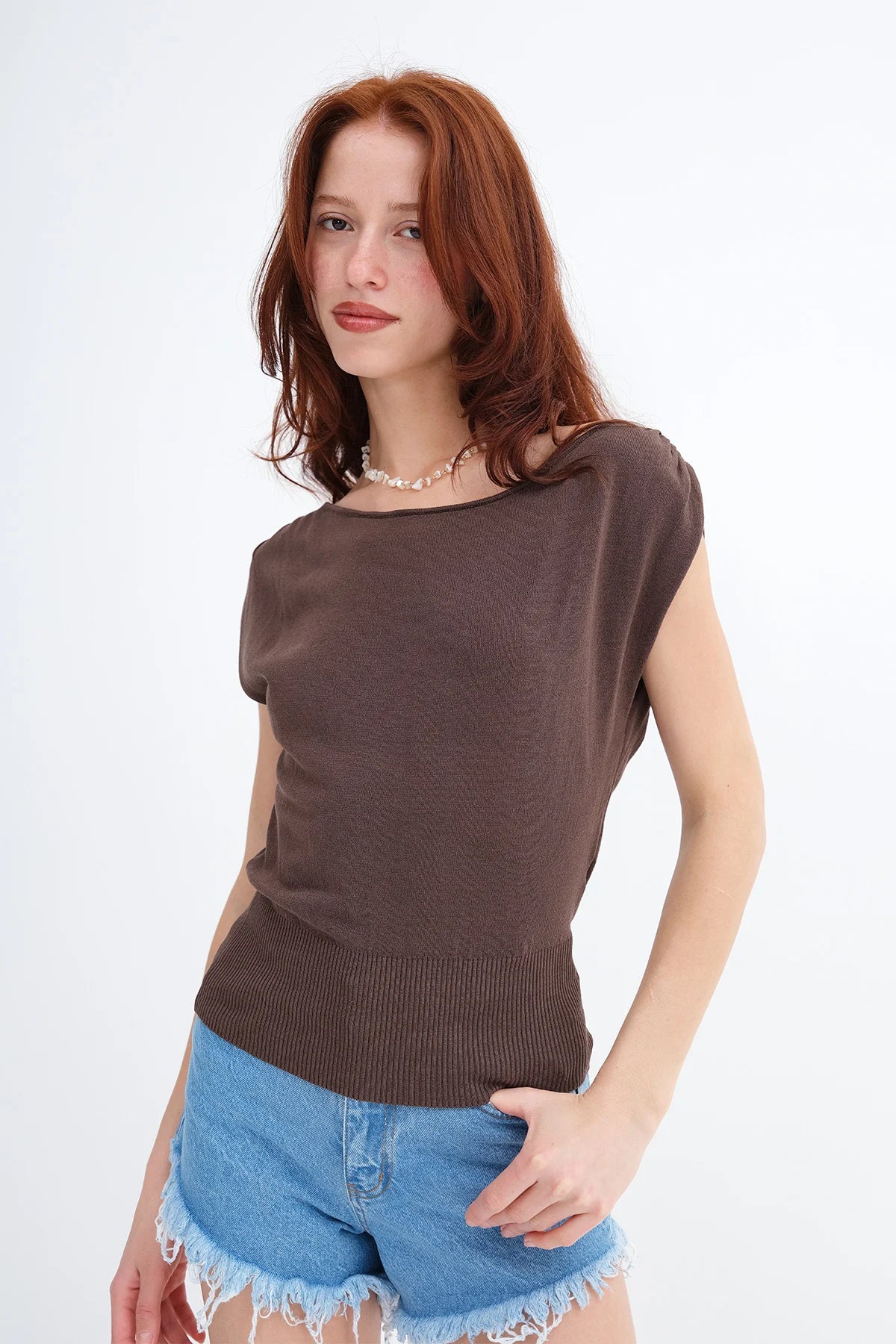 Boat Neck Knit Blouse