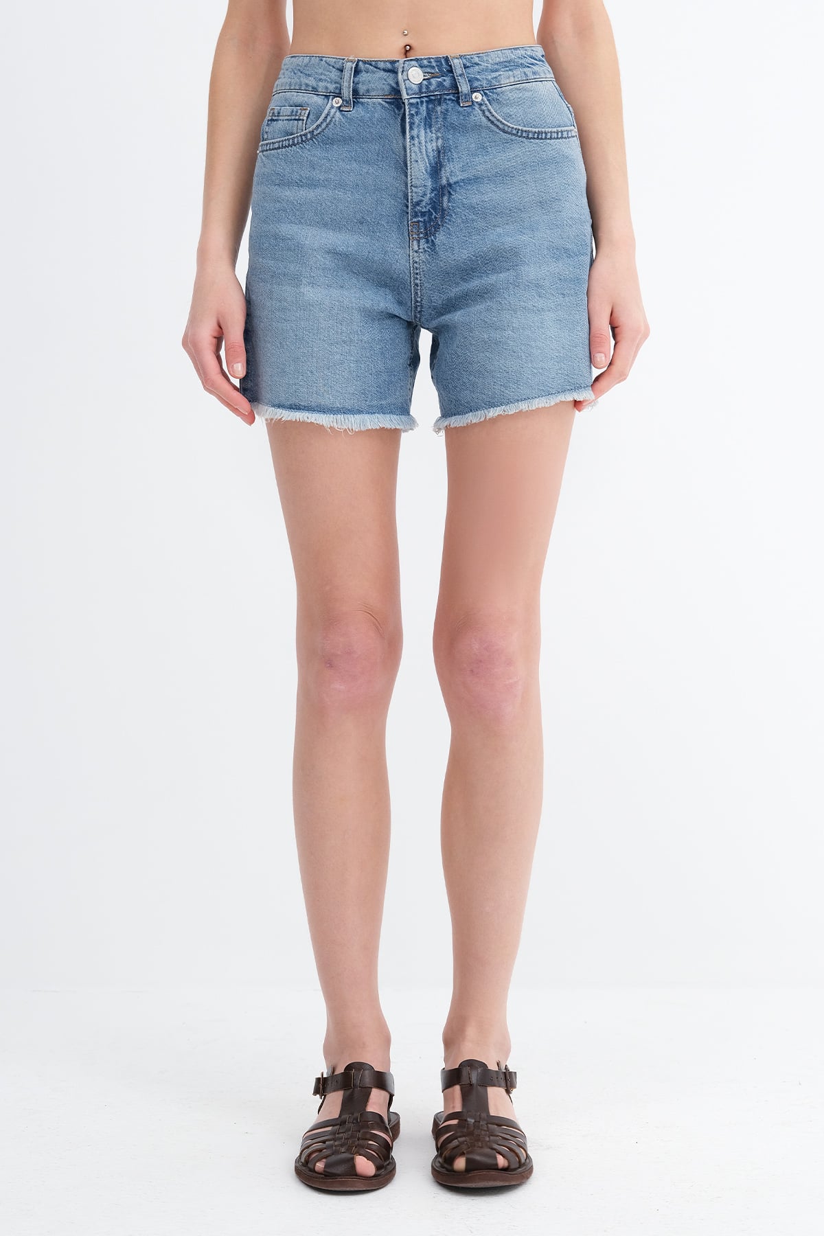 Light-Blue_Frayed-Hem-Denim-Shorts-addax