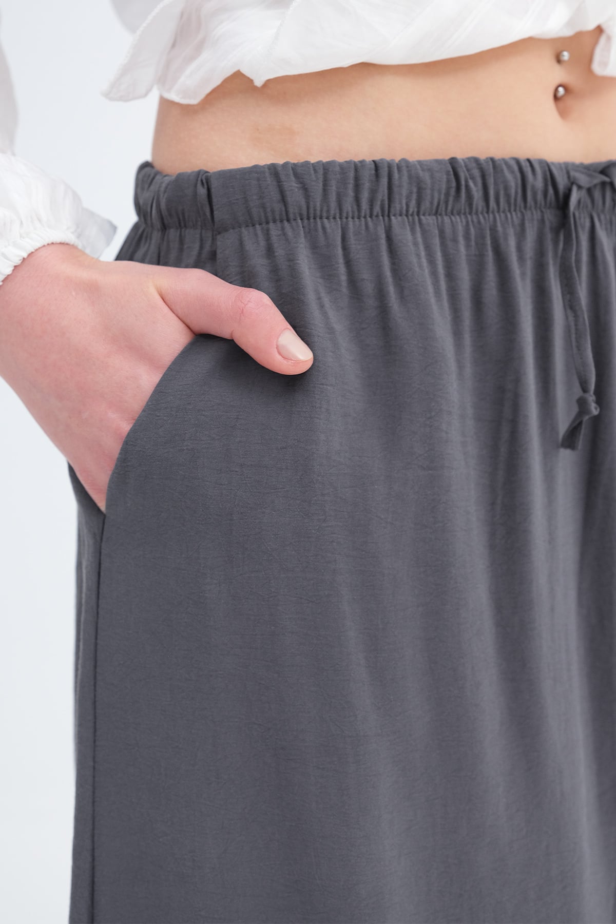 Charcoal_Elastic-Waist-Long-Skirt-addax