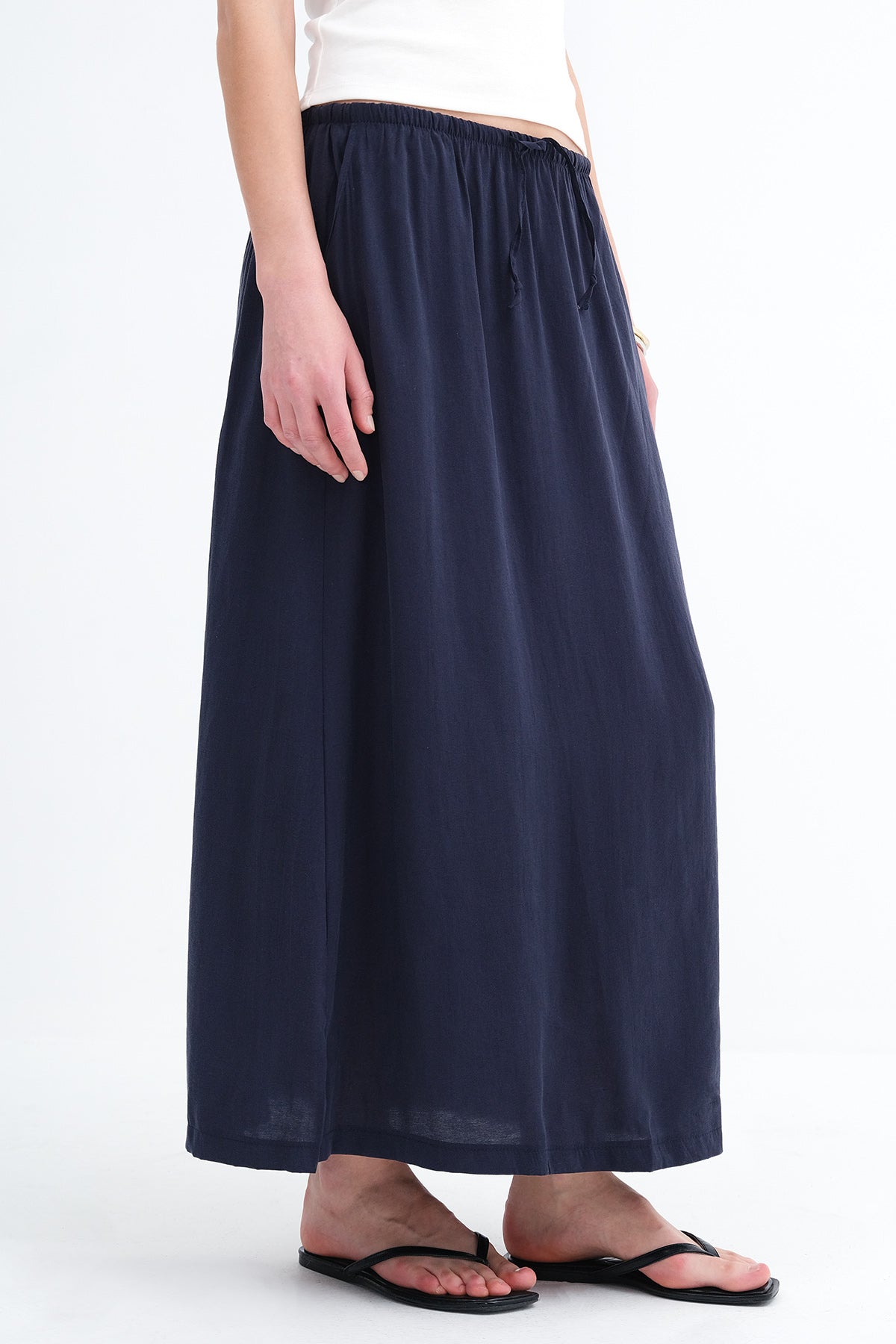 Night-Blue_Elastic-Waist-Long-Skirt-addax