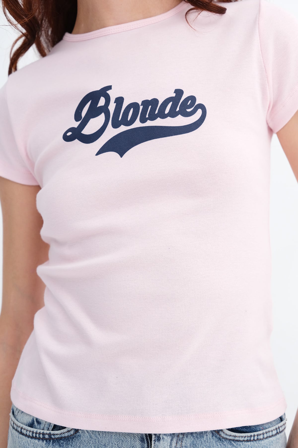 Lotus_Slogan-Print-T-shirt-addax