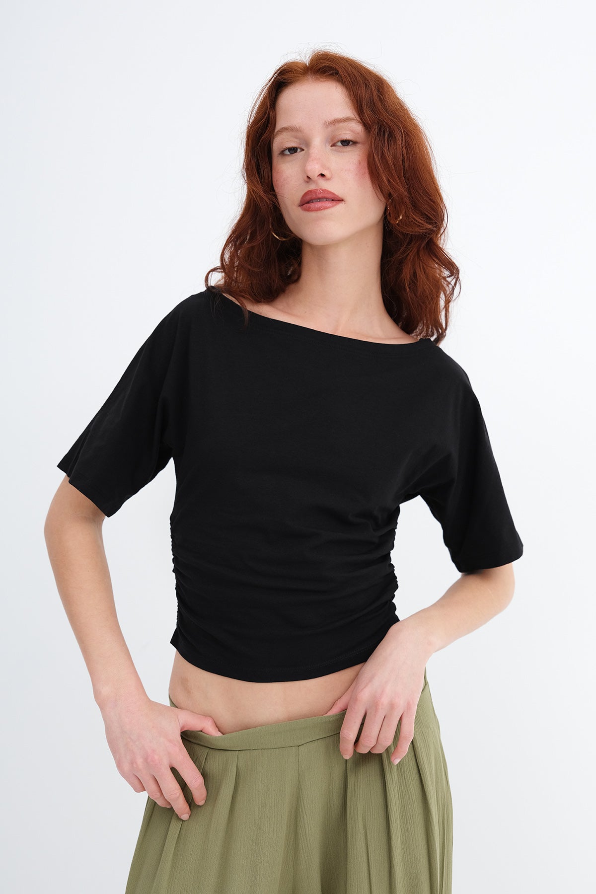 Black_Side-Gathered-T-shirt-addax