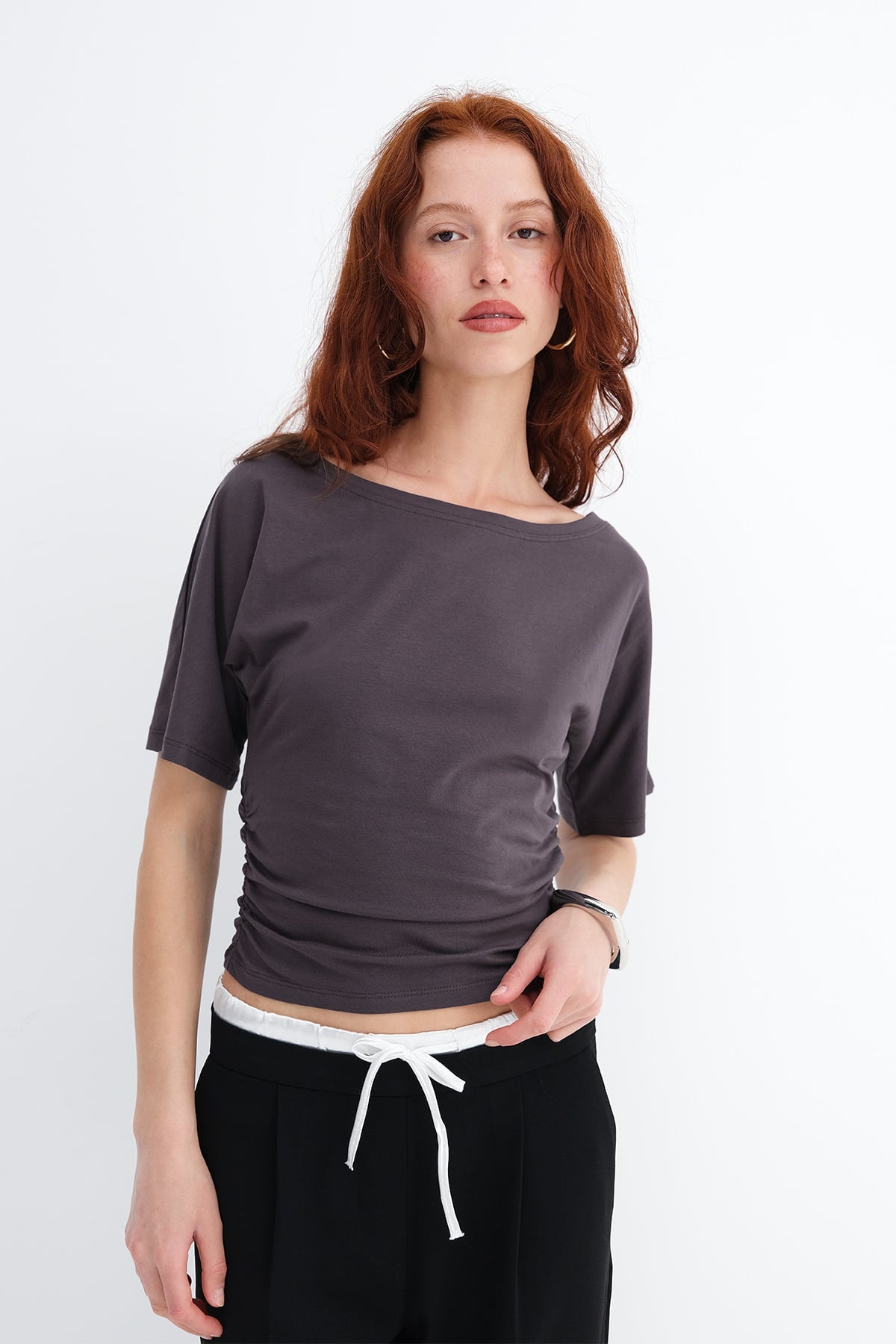 Soft-Brown_Side-Gathered-T-shirt-addax