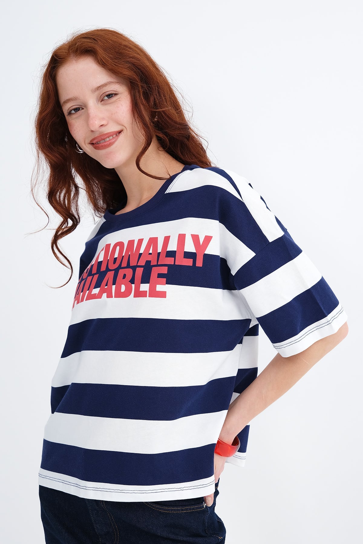 Night-Blue---Ecru_Striped-T-shirt-addax