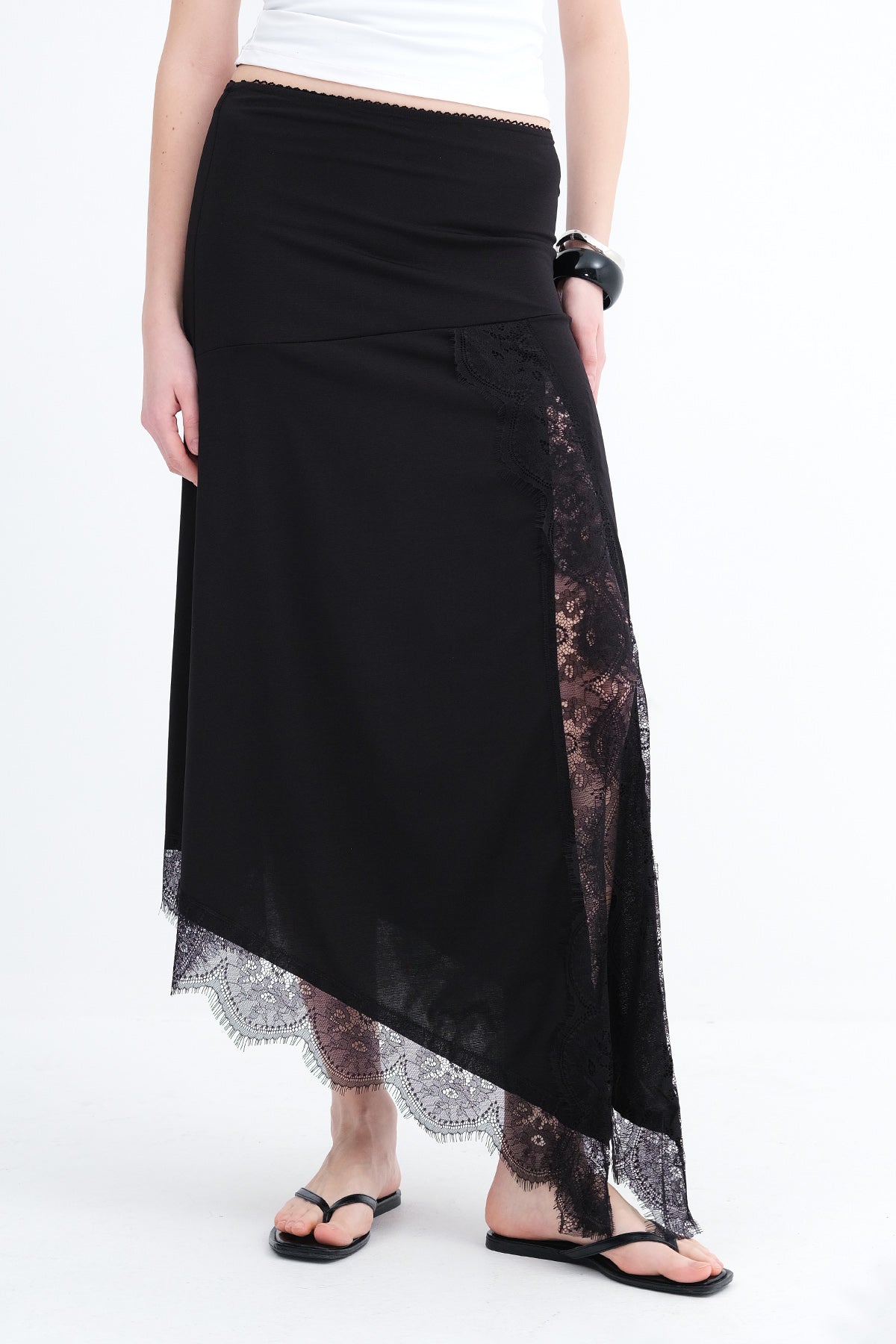 Black_Asymmetric-Cut-Lace-Detail-Skirt-addax