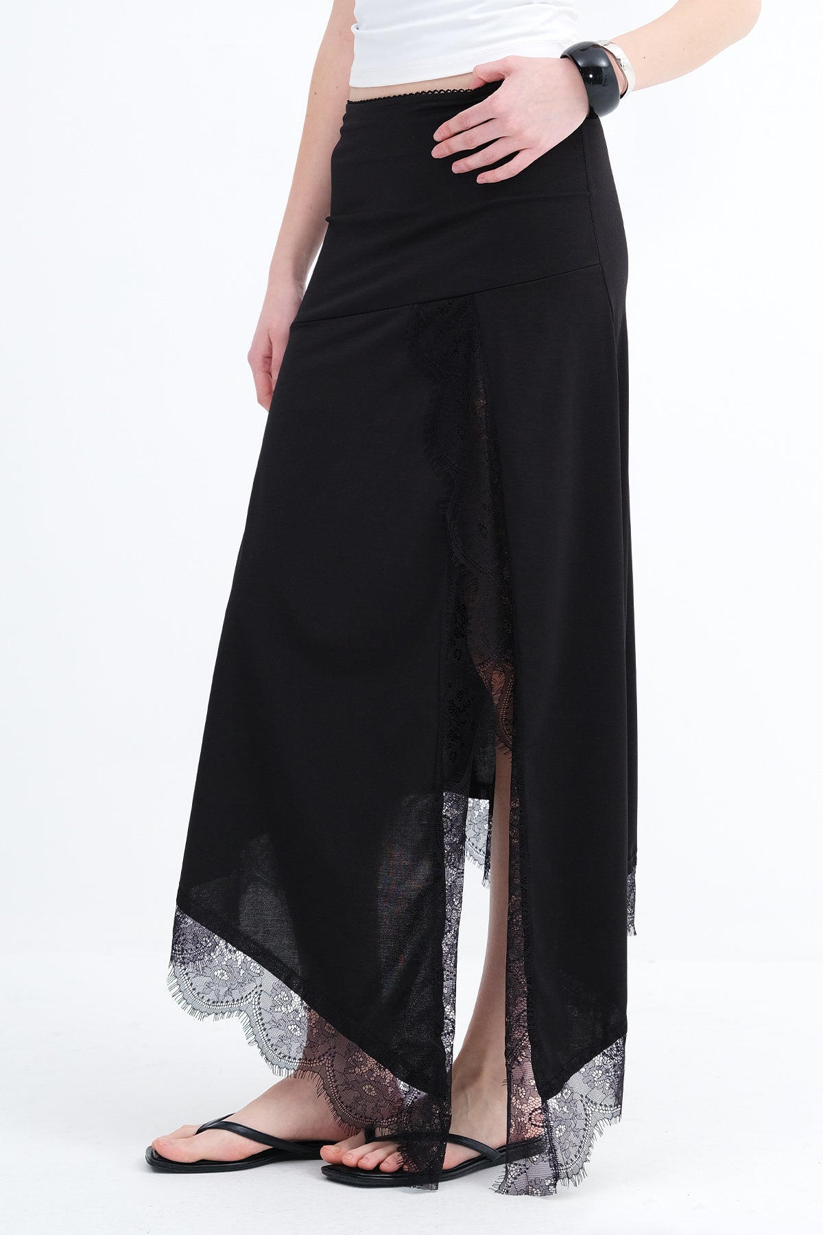 Black_Asymmetric-Cut-Lace-Detail-Skirt-addax