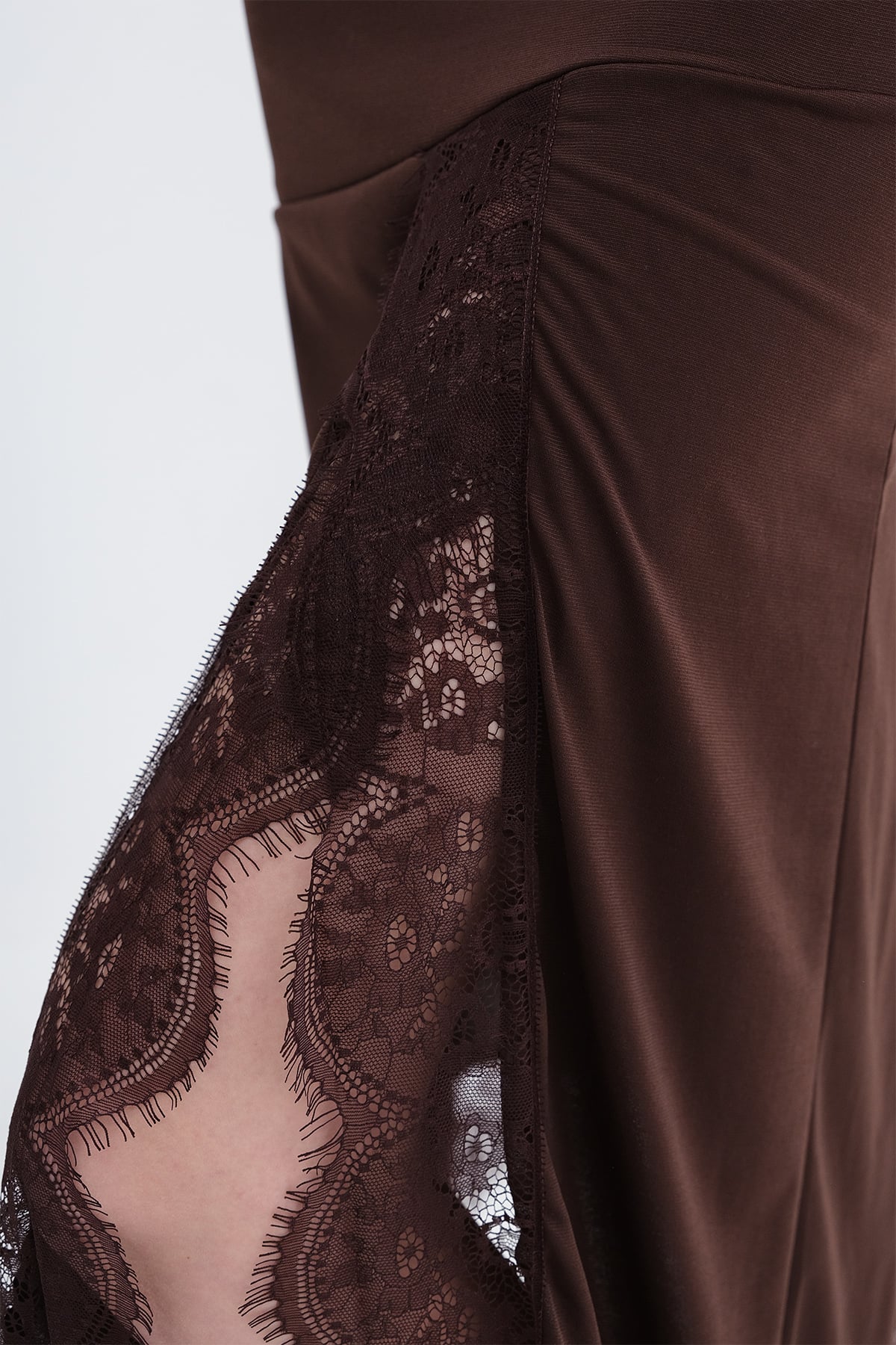 Brown_Asymmetric-Cut-Lace-Detail-Skirt-addax