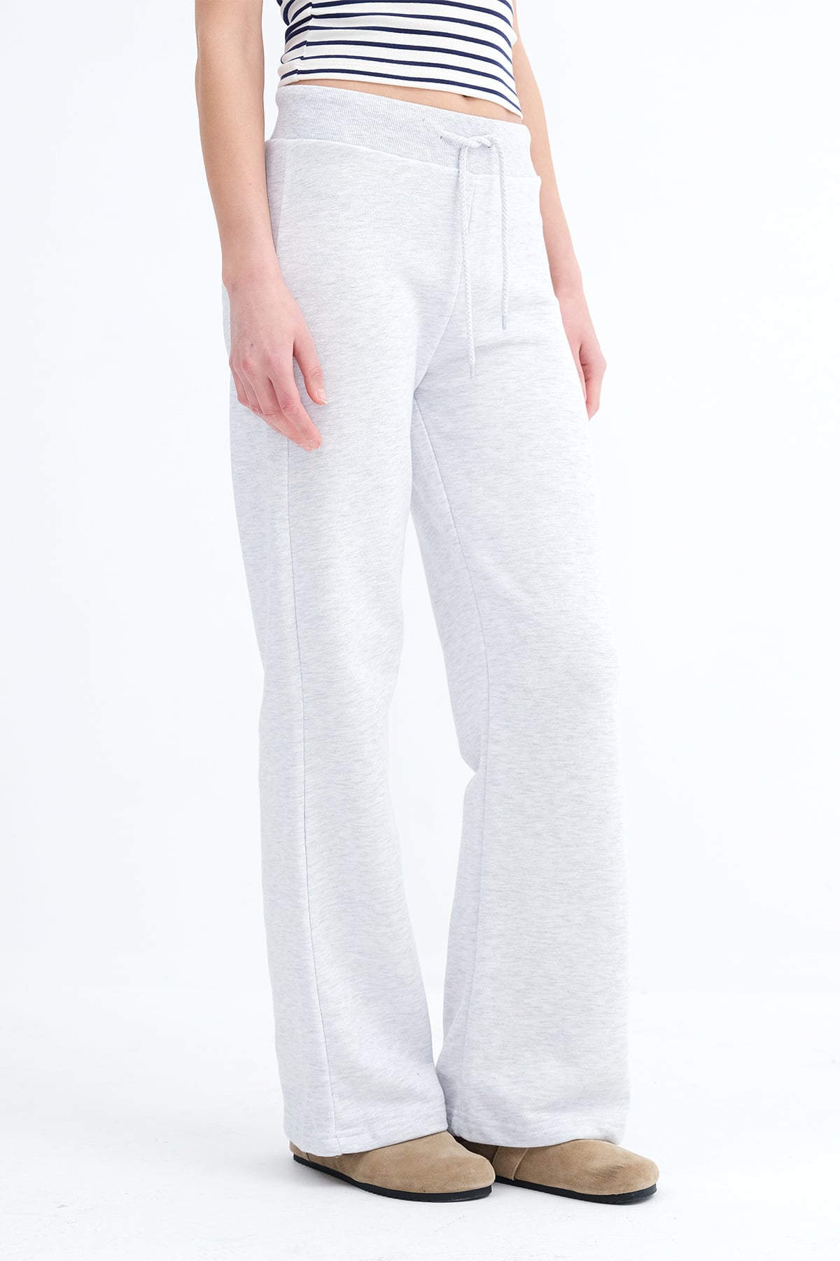 Snow-Melange_Star-Pattern-Sweatpants-addax