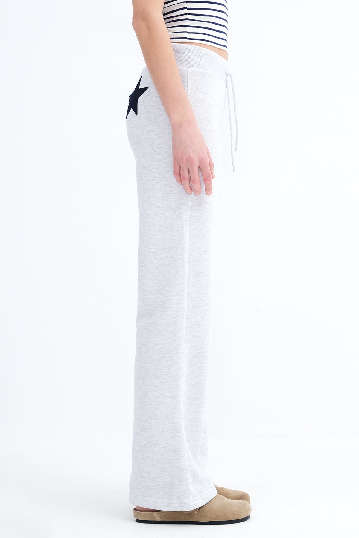 Snow-Melange_Star-Pattern-Sweatpants-addax