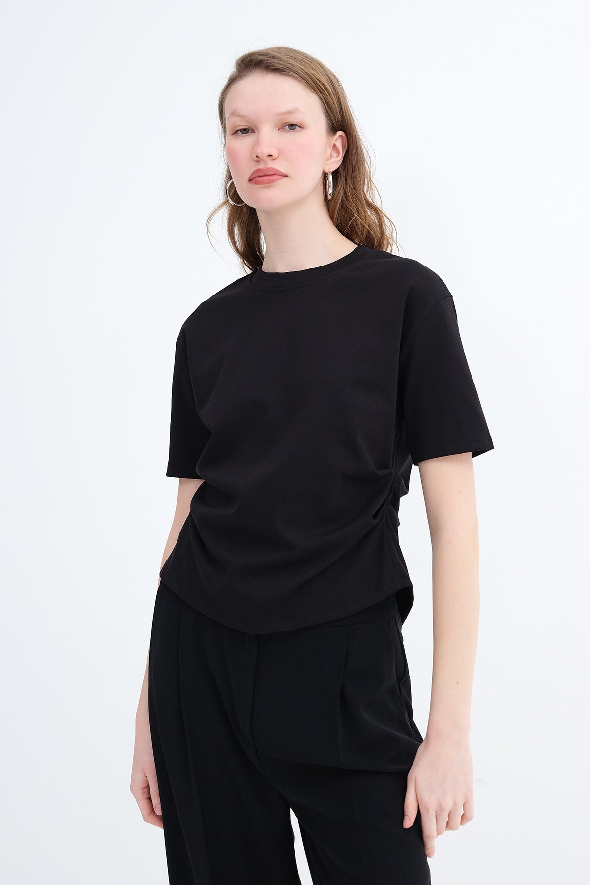 Black_Side-Ruched-T-Shirt-addax