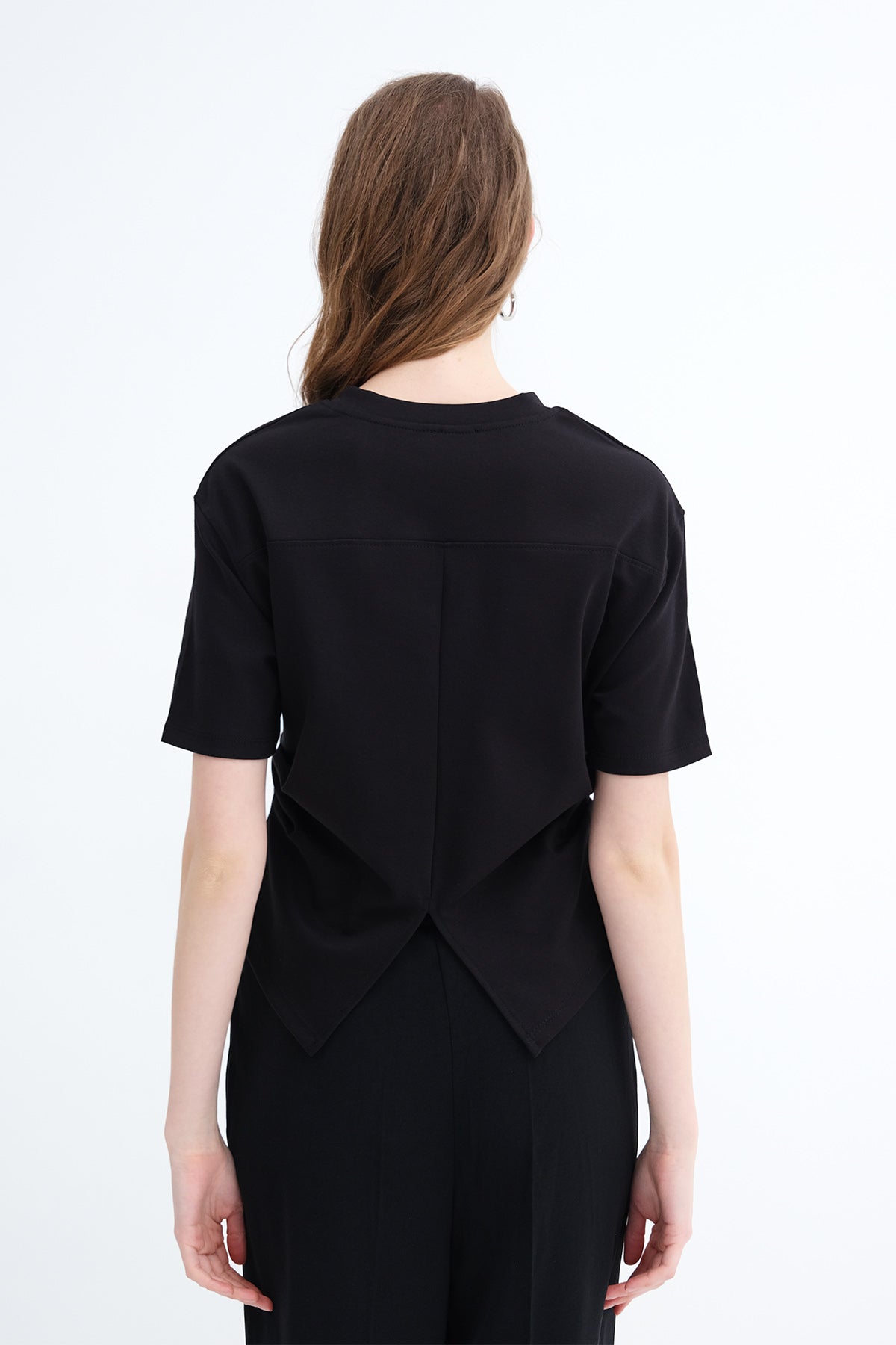 Black_Side-Ruched-T-Shirt-addax