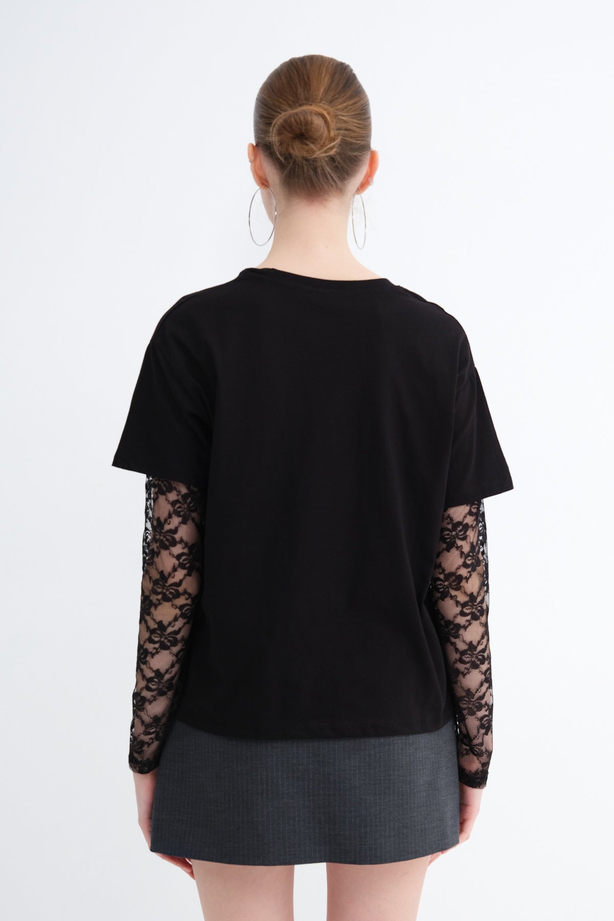 Black_Lace-Detail-Long-Sleeve-T-Shirt-addax