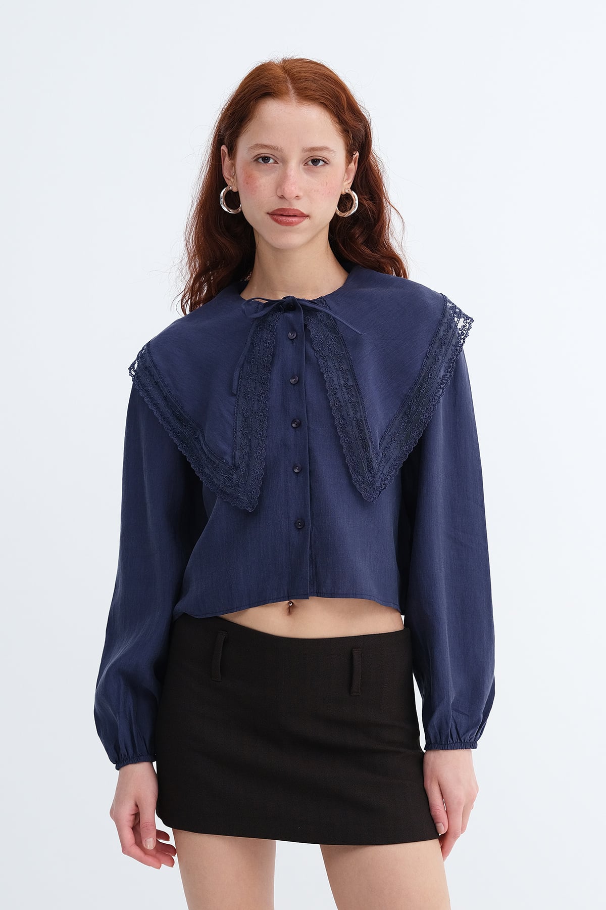 Night-Blue_Peter-Pan-Collar-Lace-Shirt-addax