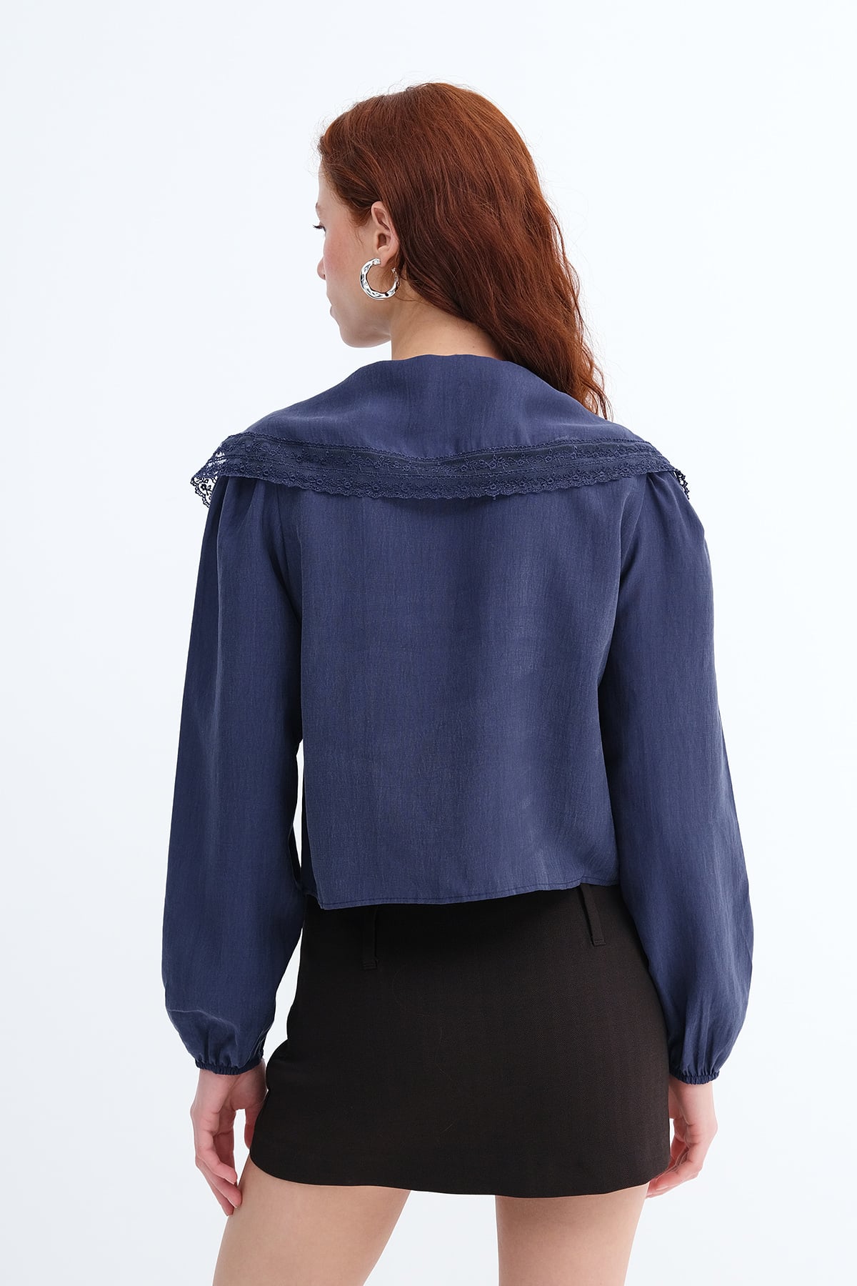 Night-Blue_Peter-Pan-Collar-Lace-Shirt-addax
