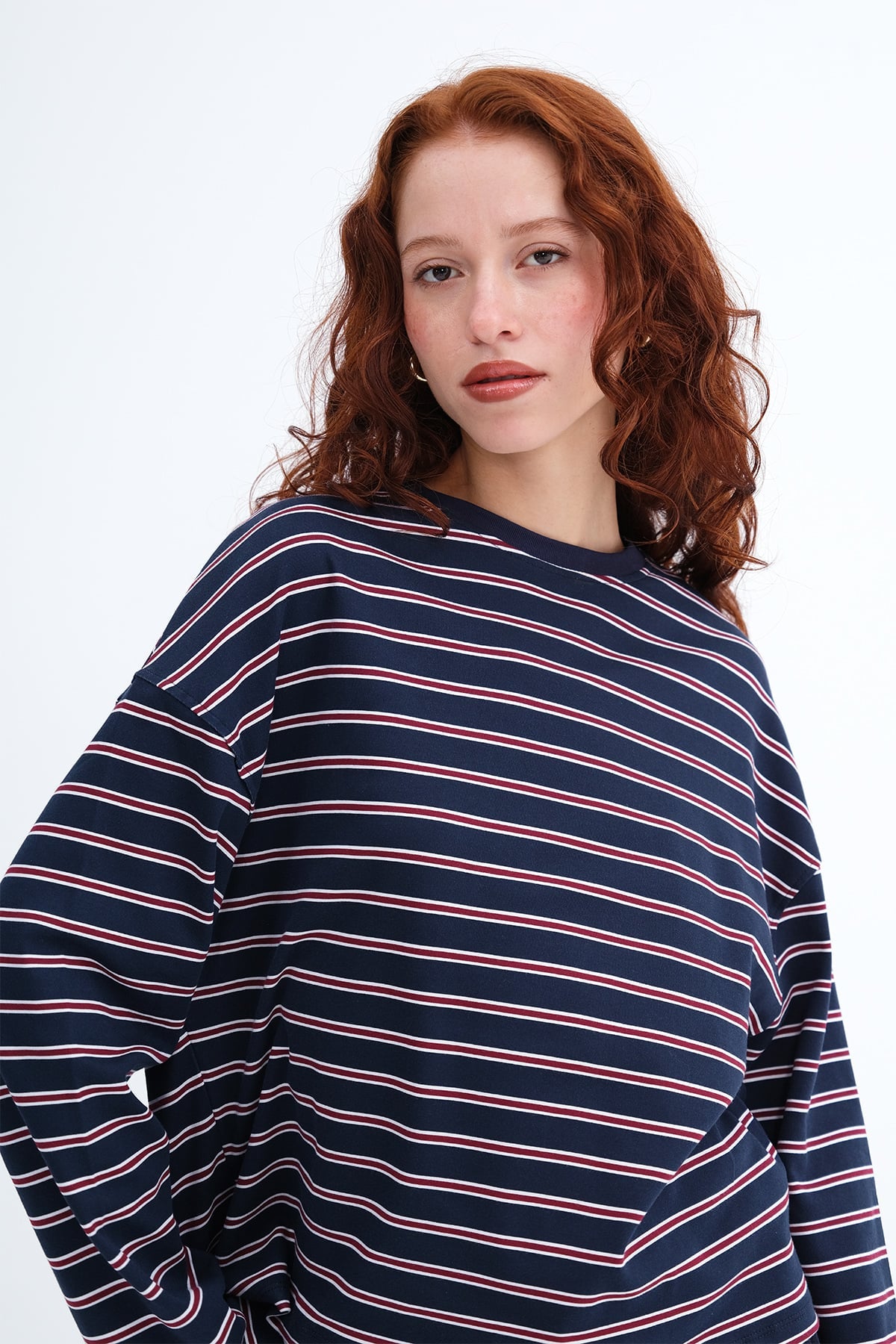 Night-Blue---Burgundy_Striped-Long-Sleeve-T-Shirt-addax