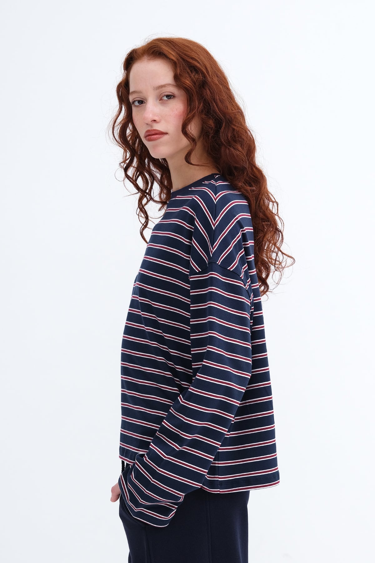 Night-Blue---Burgundy_Striped-Long-Sleeve-T-Shirt-addax