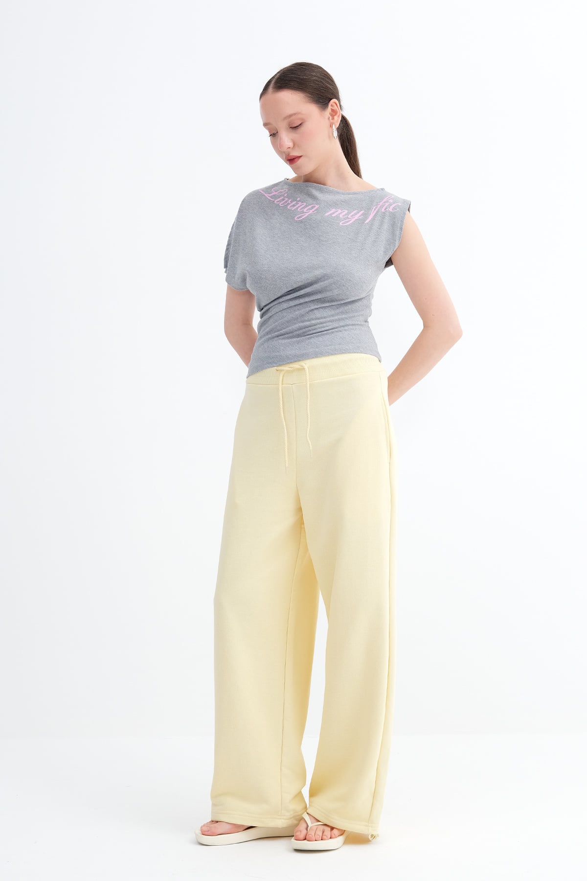 Light-Yellow_Elastic-Waist-Sweatpants-with-Adjustable-Hem-addax