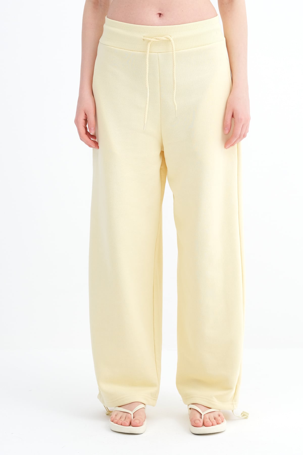 Light-Yellow_Elastic-Waist-Sweatpants-with-Adjustable-Hem-addax