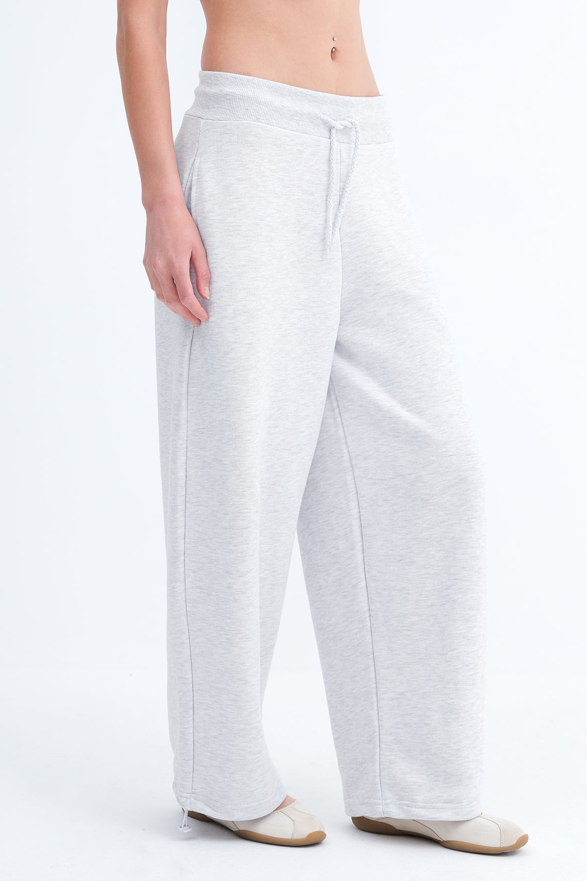 Snow-Melange_Elastic-Waist-Sweatpants-with-Adjustable-Hem-addax