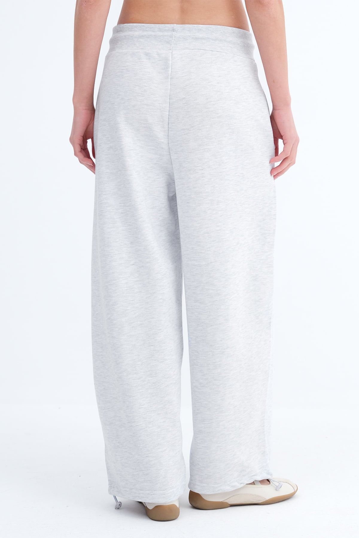 Snow-Melange_Elastic-Waist-Sweatpants-with-Adjustable-Hem-addax