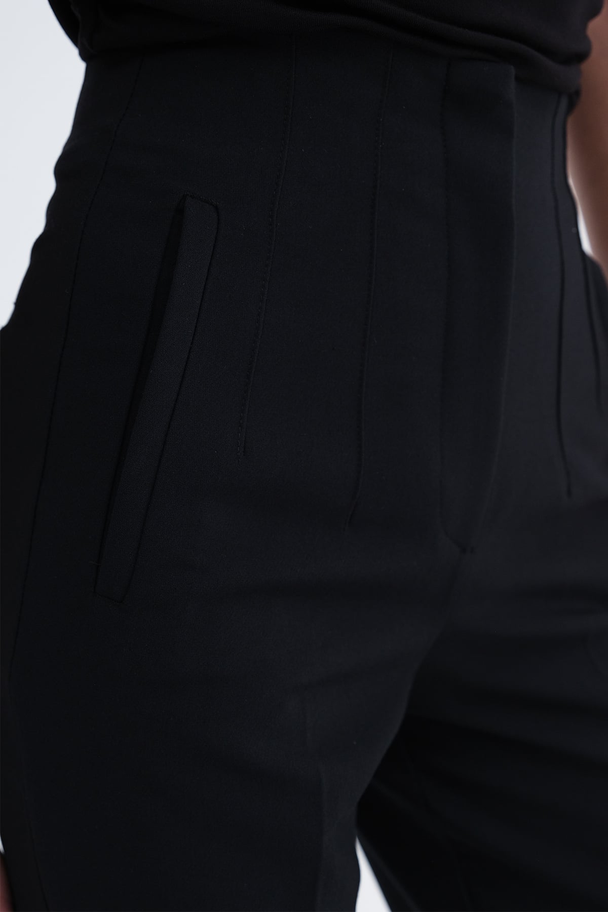 Black_High-Waist-Pants-addax