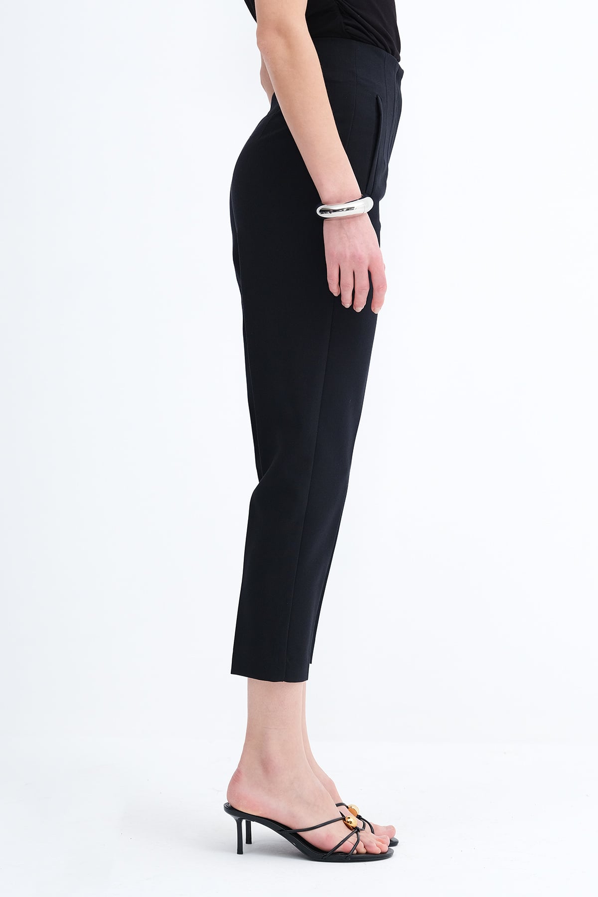 Black_High-Waist-Pants-addax