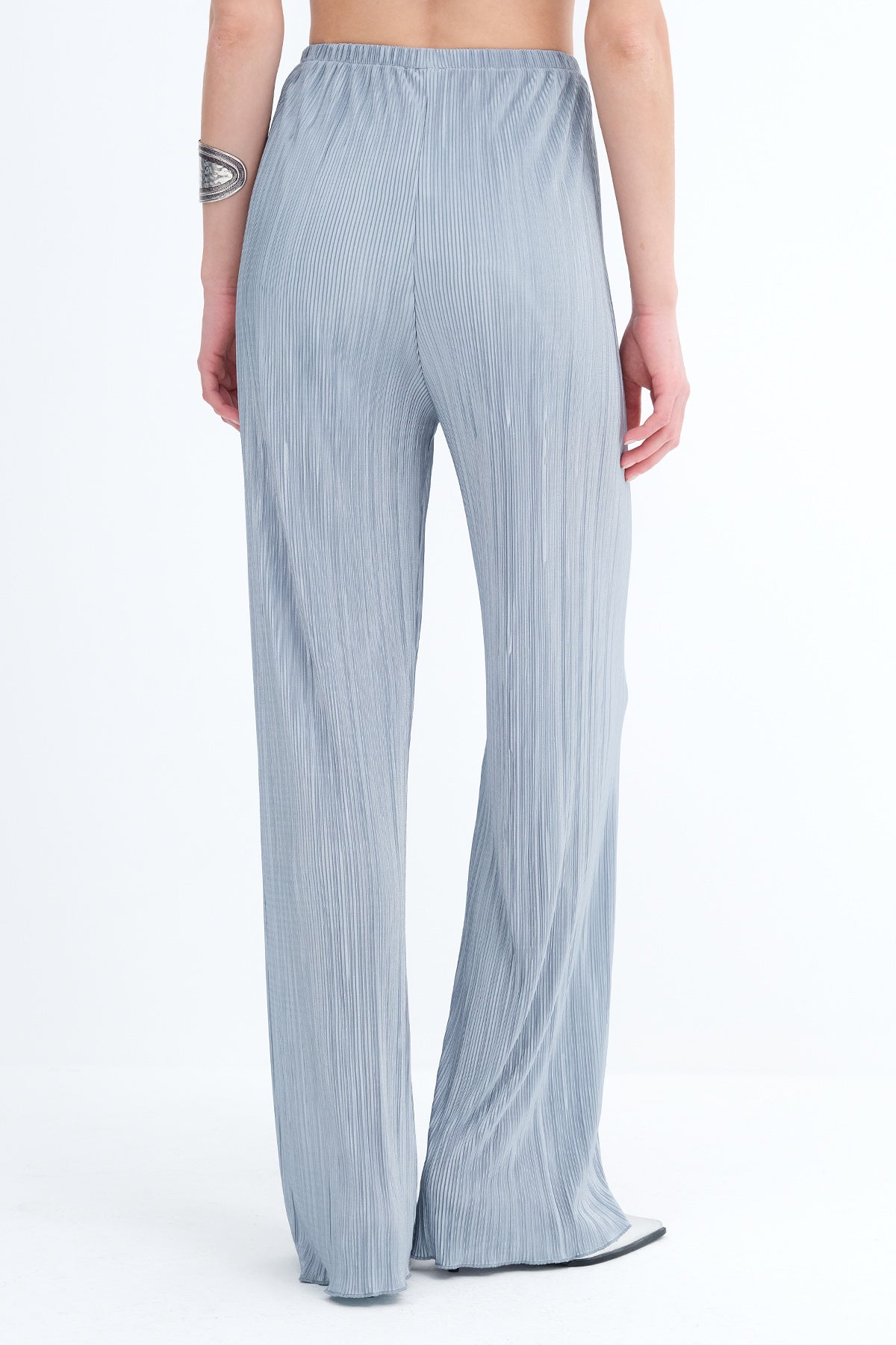 Blue_Pleated-Wide-Leg-Pants-addax
