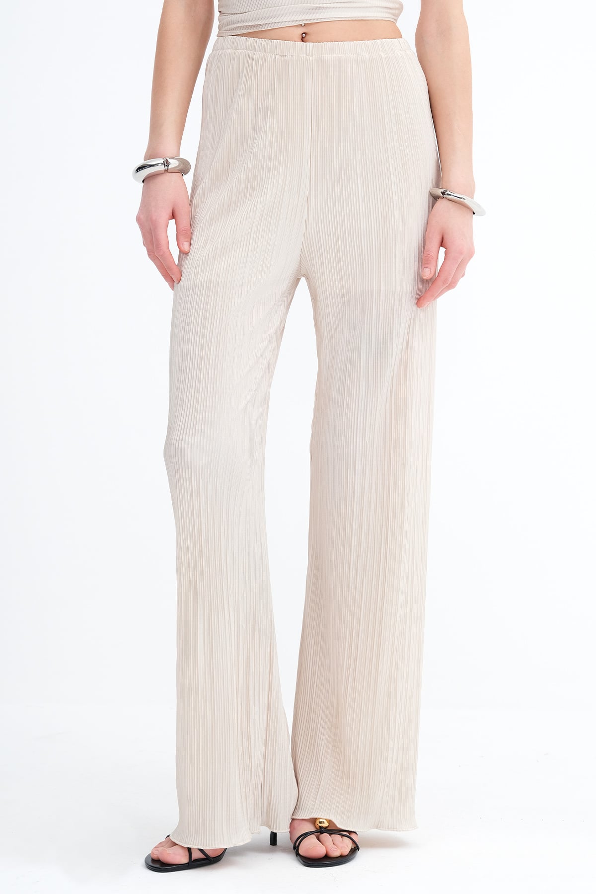 Beige_Pleated-Wide-Leg-Pants-addax