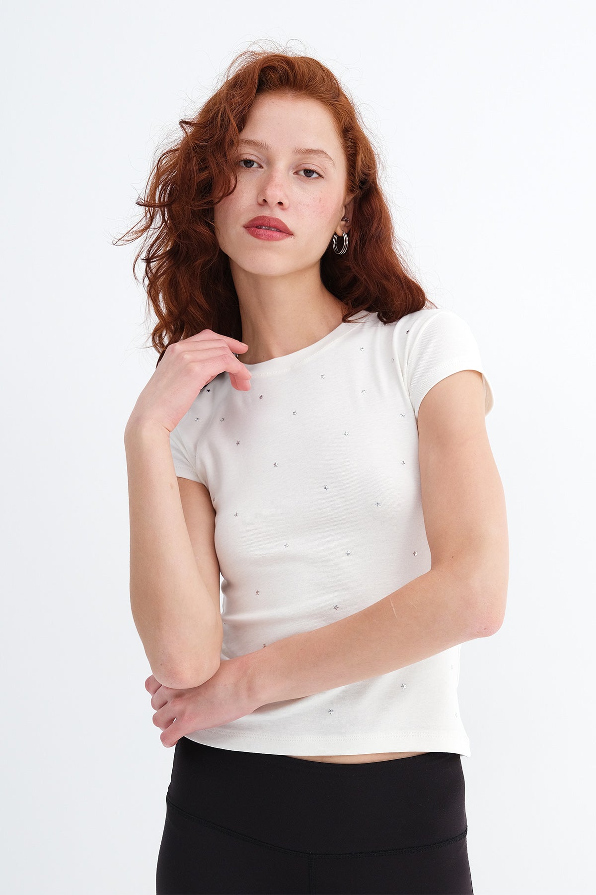 Ecru_Star-studded-T-shirt-addax