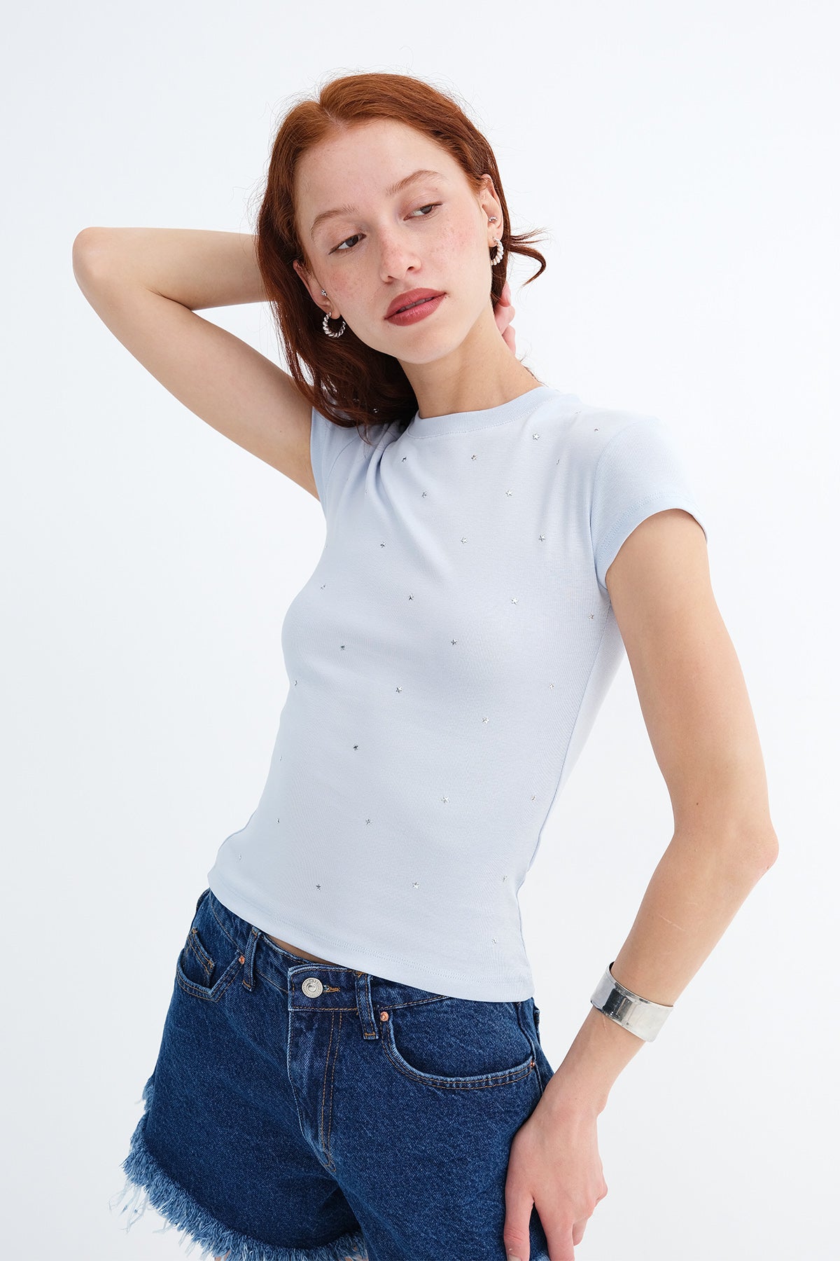 Baby-Blue_Yıldız-Taşlı-T-shirt-P9026-addax