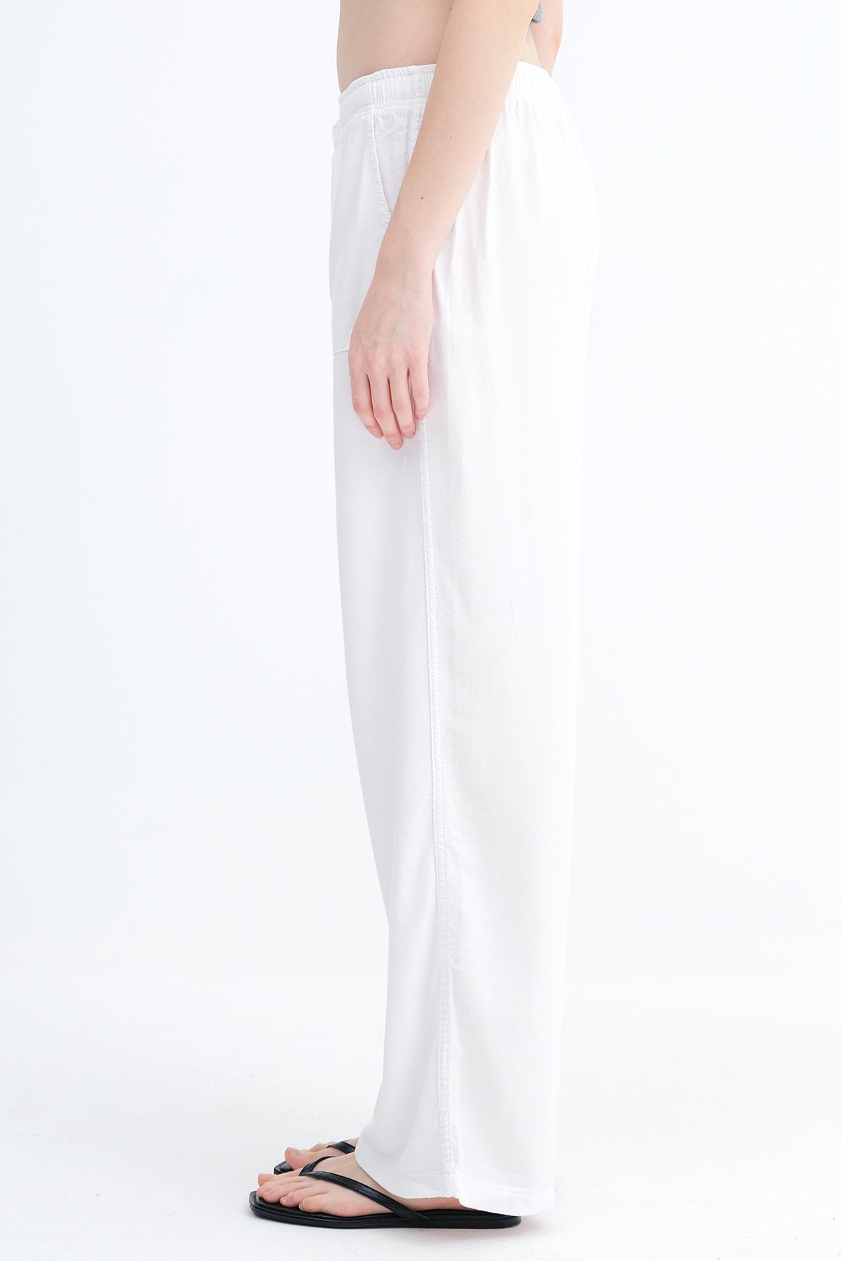 White_Elastic-Waist-Wide-Leg-Trousers-addax
