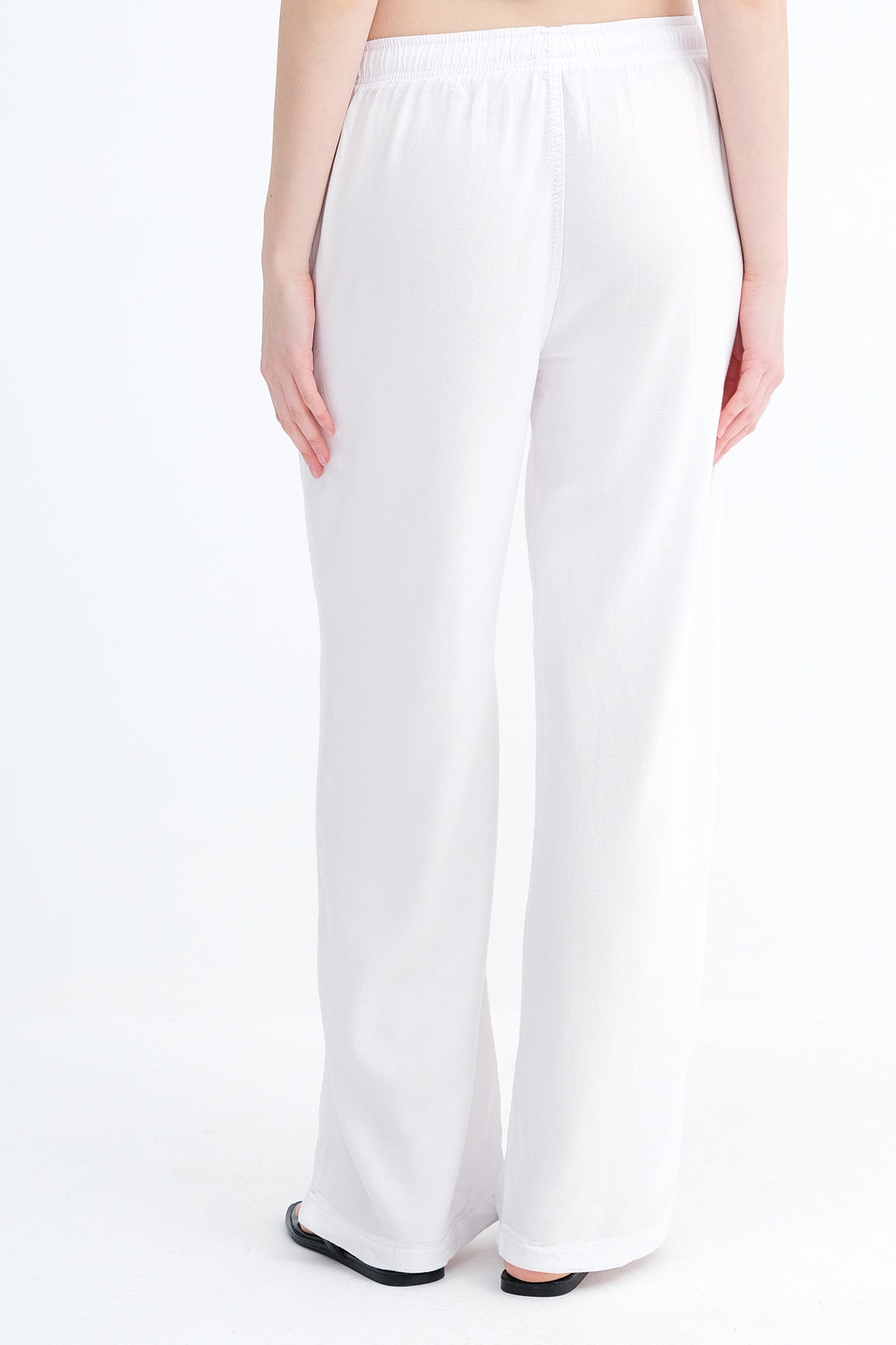 White_Elastic-Waist-Wide-Leg-Trousers-addax