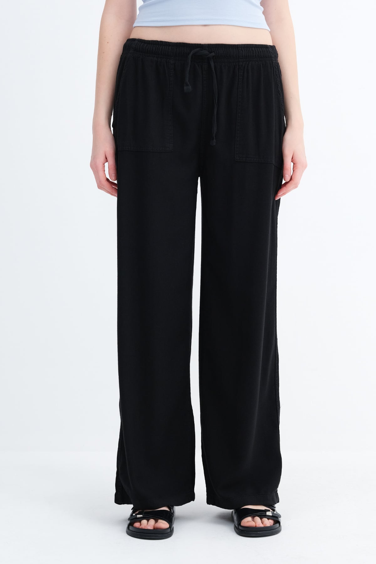 Black_Elastic-Waist-Wide-Leg-Trousers-addax