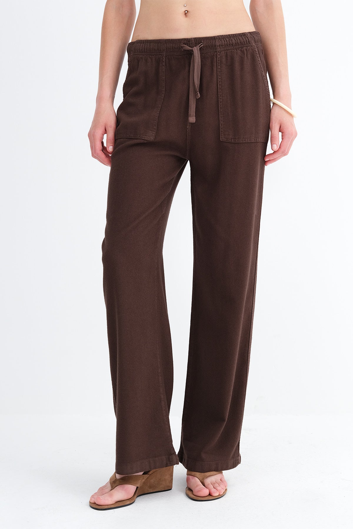 Brown_Elastic-Waist-Wide-Leg-Trousers-addax