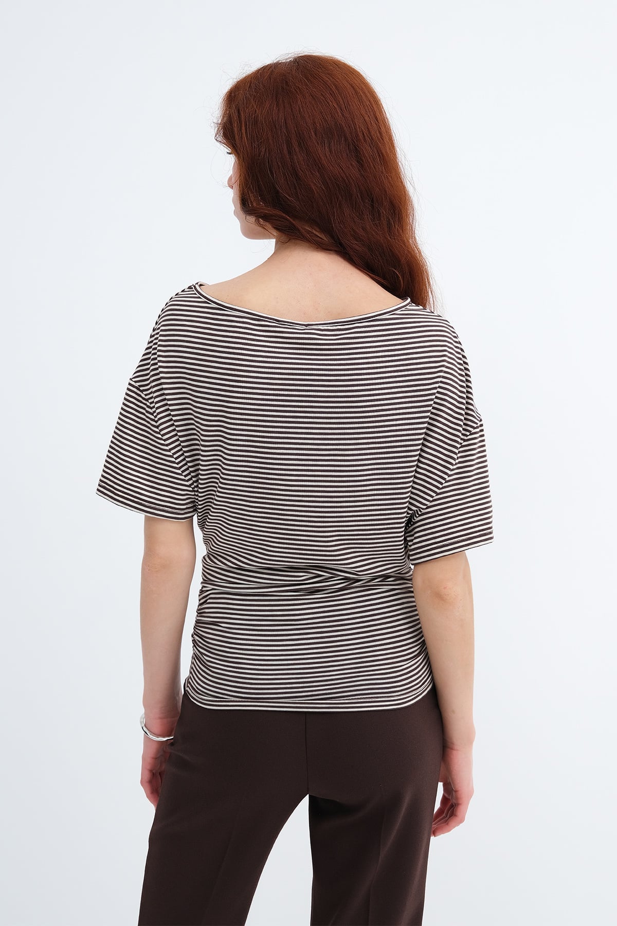 Brown---Ecru_Side-Ruched-Striped-T-shirt-addax