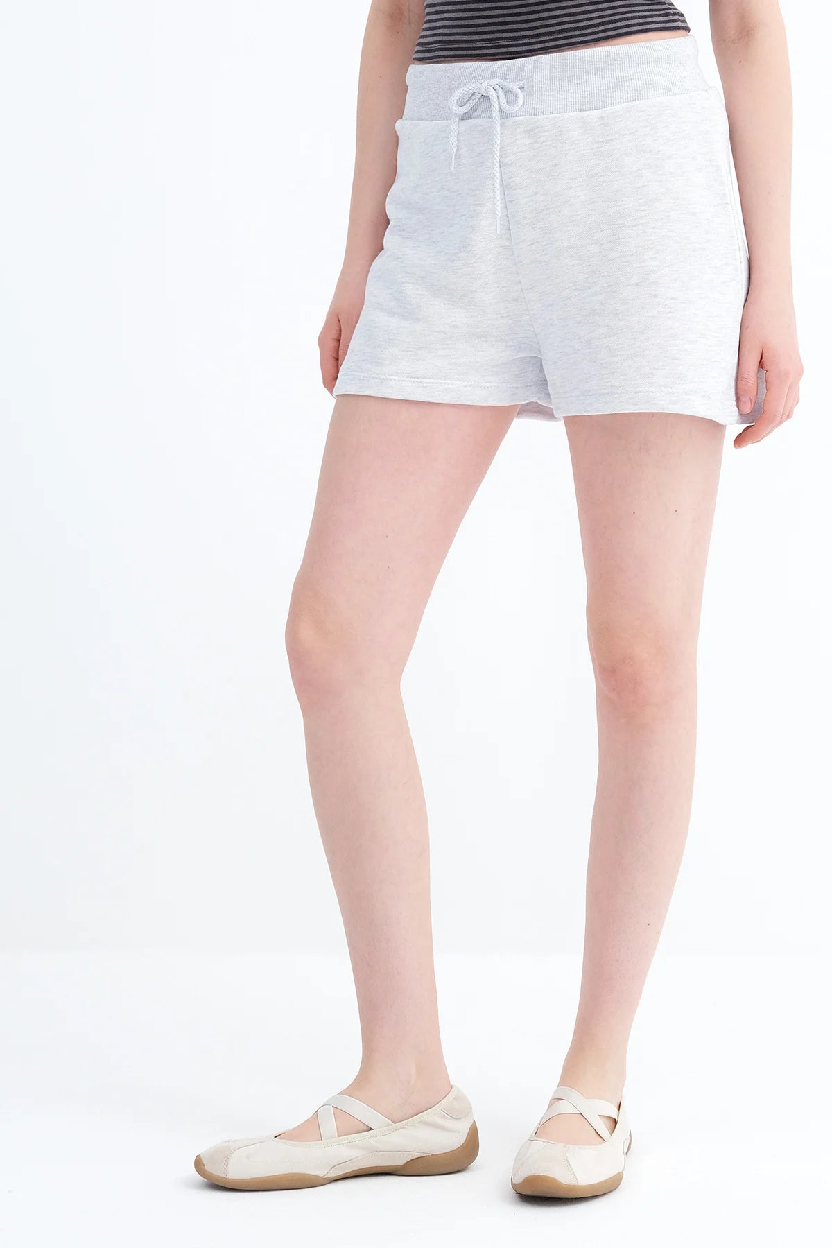 Snow-Melange_Elastic-Waist-Shorts-addax