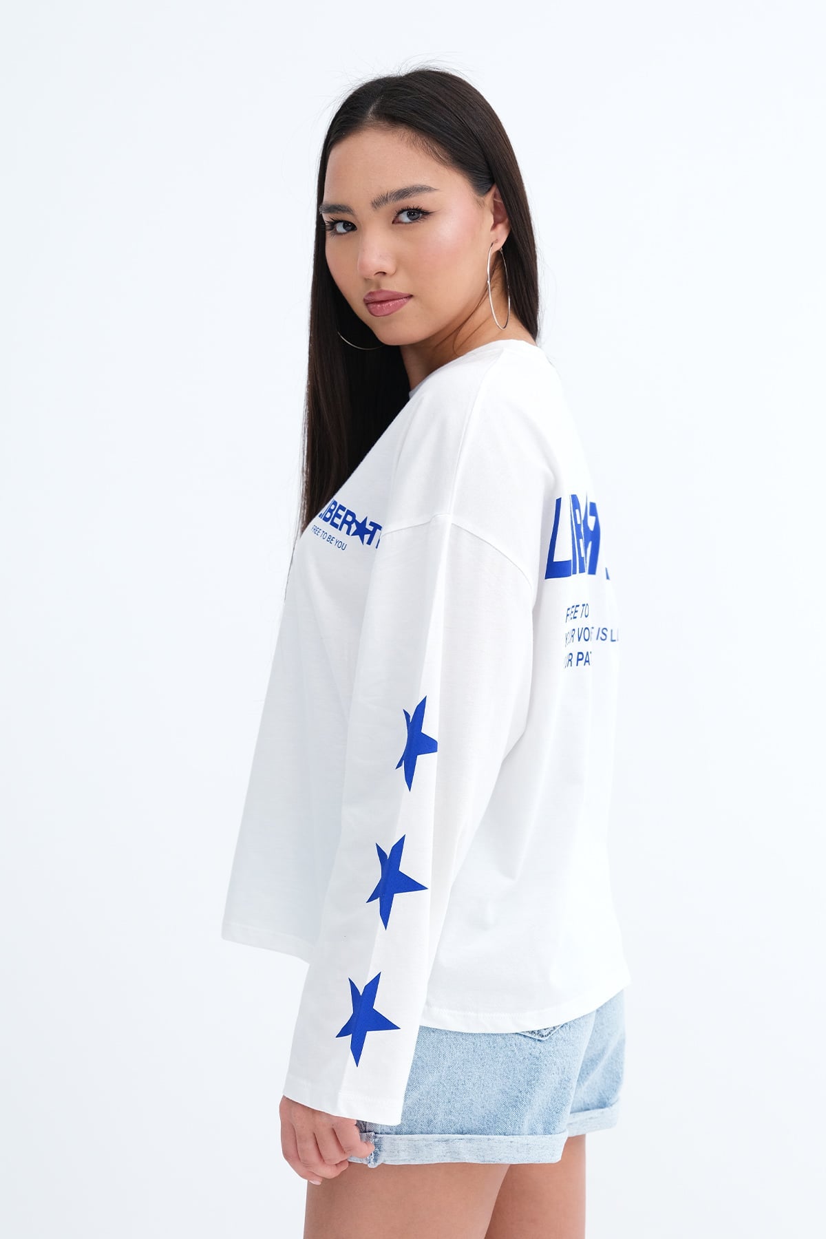 Ecru_Printed-Long-Sleeve-T-Shirt-addax