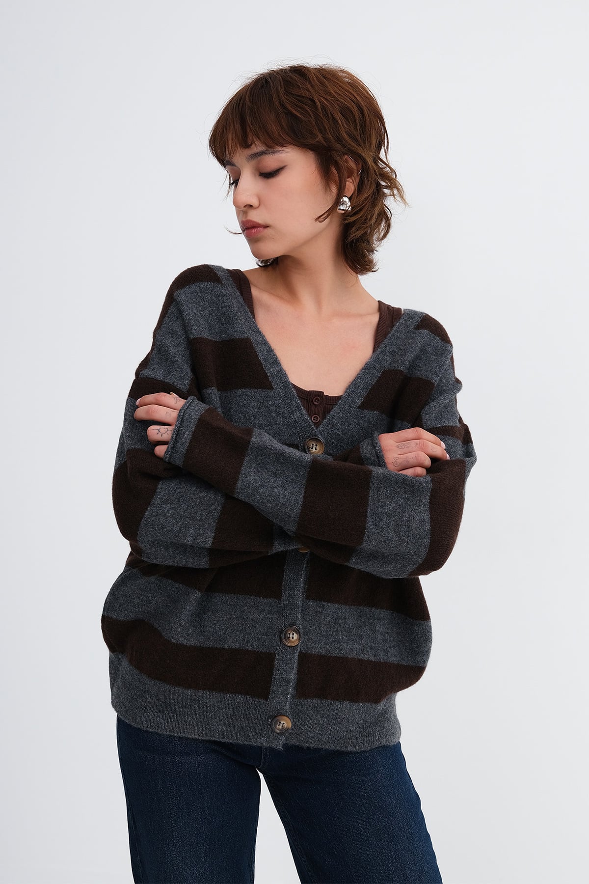 Anthracite-Coffee_Button-Up-Knit-Cardigan-addax