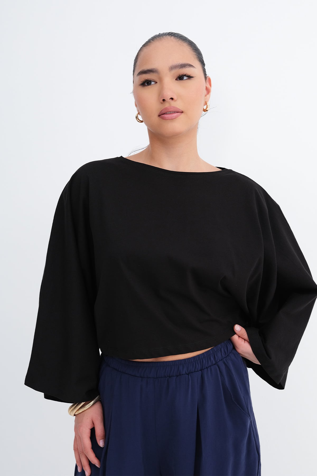 Black_Long-Sleeve-Basic-T-shirt-addax