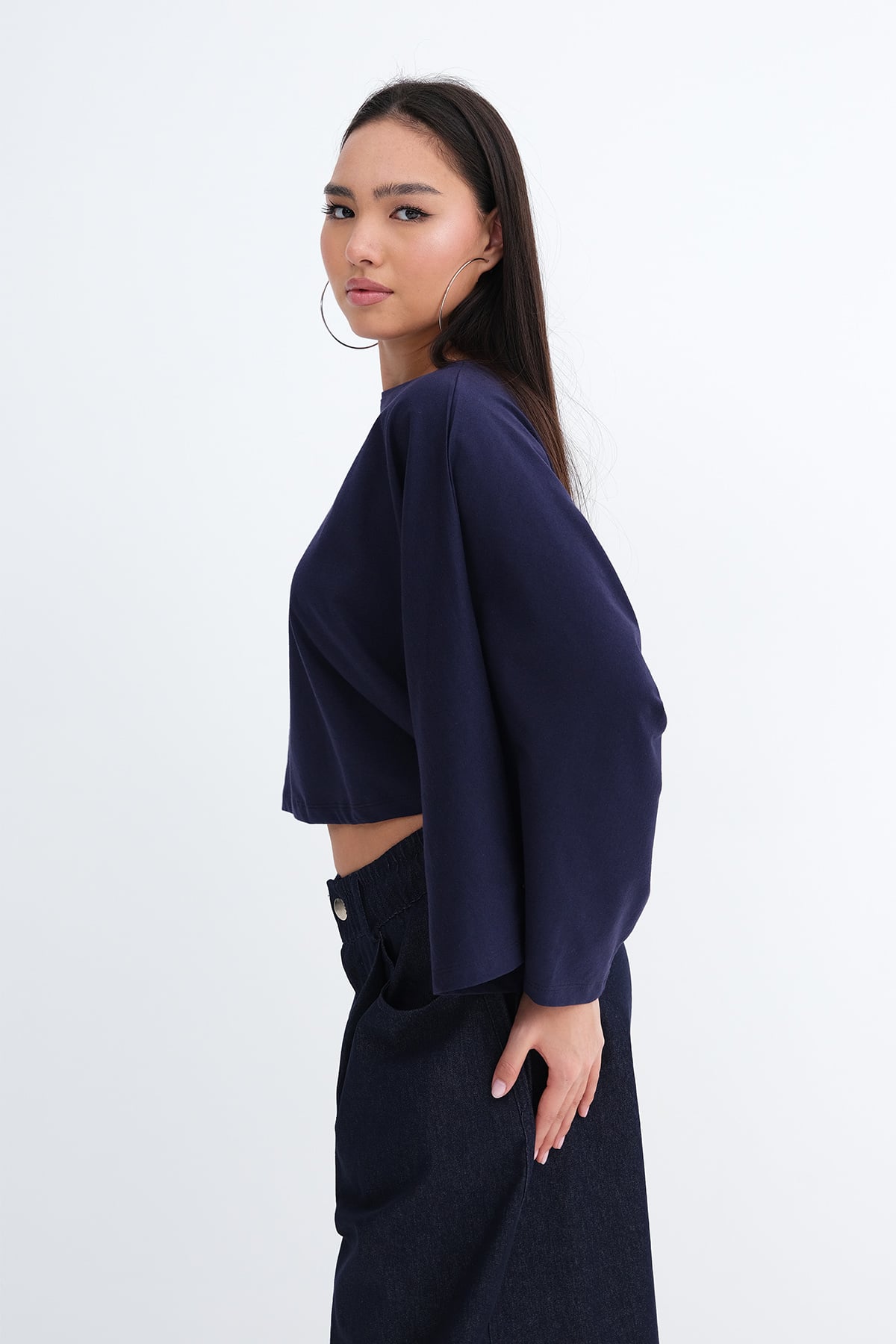 Night-Blue_Long-Sleeve-Basic-T-shirt-addax