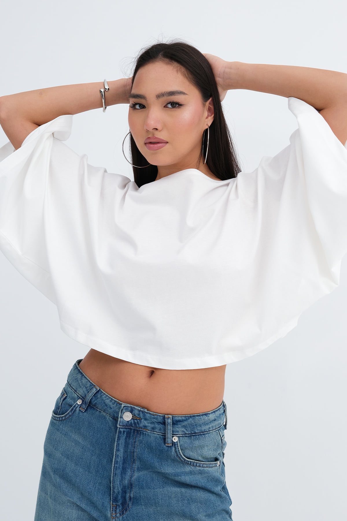 Ecru_Long-Sleeve-Basic-T-shirt-addax
