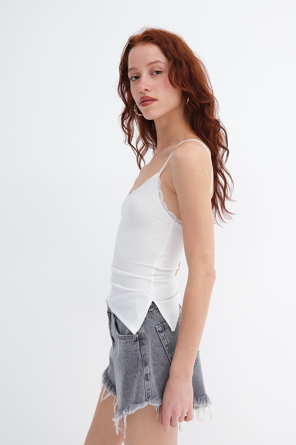 Ecru_Lace-Collar-Tank-Top-addax