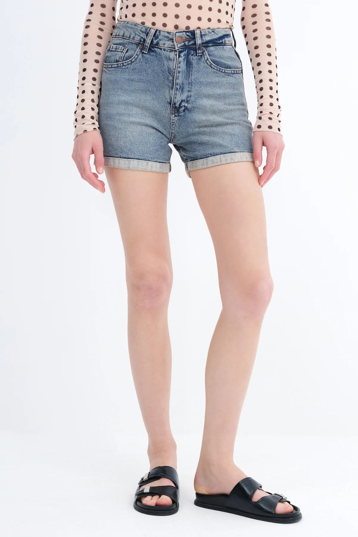 Tint_Denim-Shorts-with-Pockets-addax