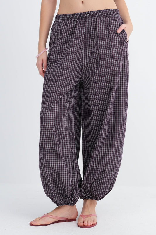 Gardenia_Plaid-Jogger-Pants-addax