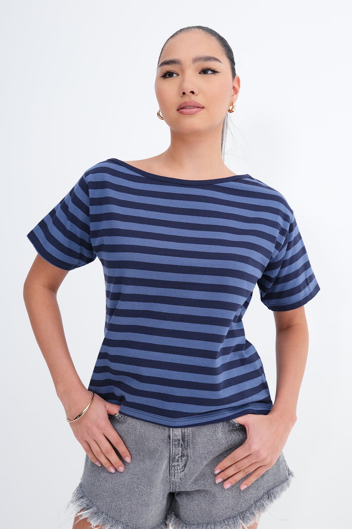 Marlin-Night-blue_Striped-T-shirt-addax