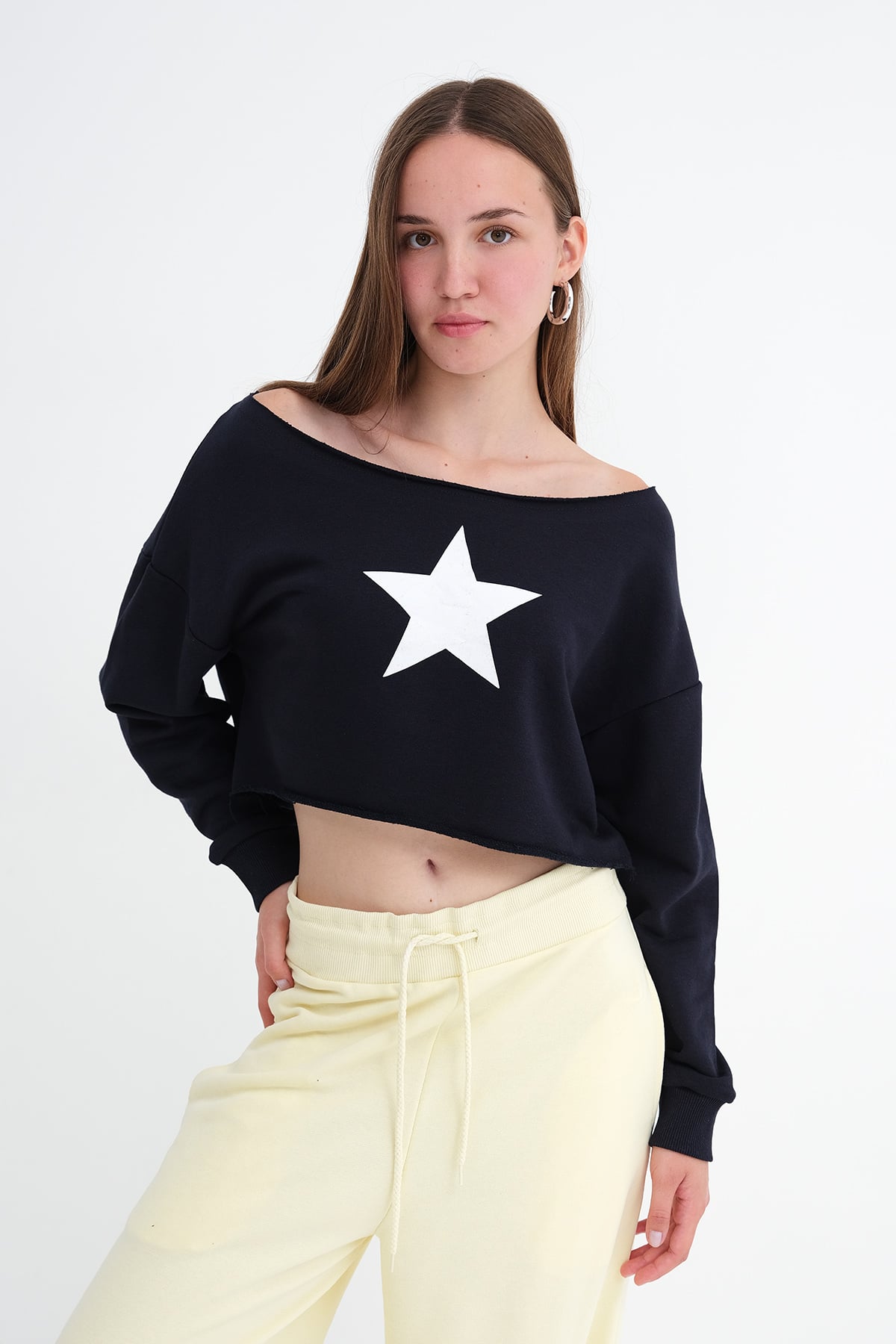 Dark-Night-Blue_Boat-Neck-Crop-Sweatshirt-addax
