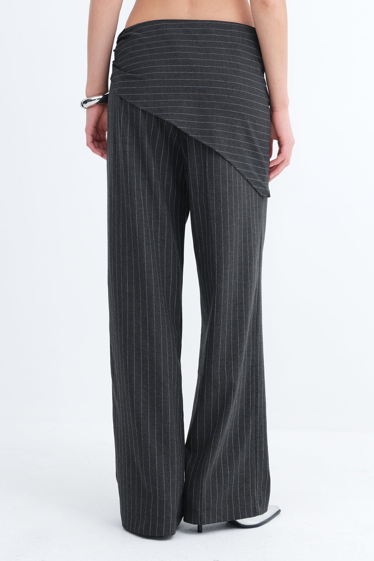 Charcoal_Striped-Wide-Leg-Pants-addax