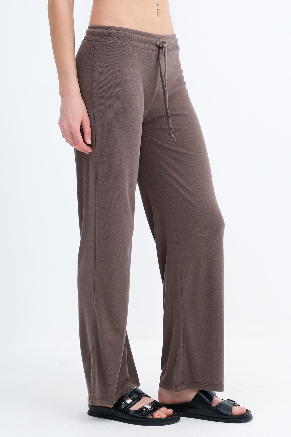 Brown_Elastic-Waist-Modal-Sweatpants-addax