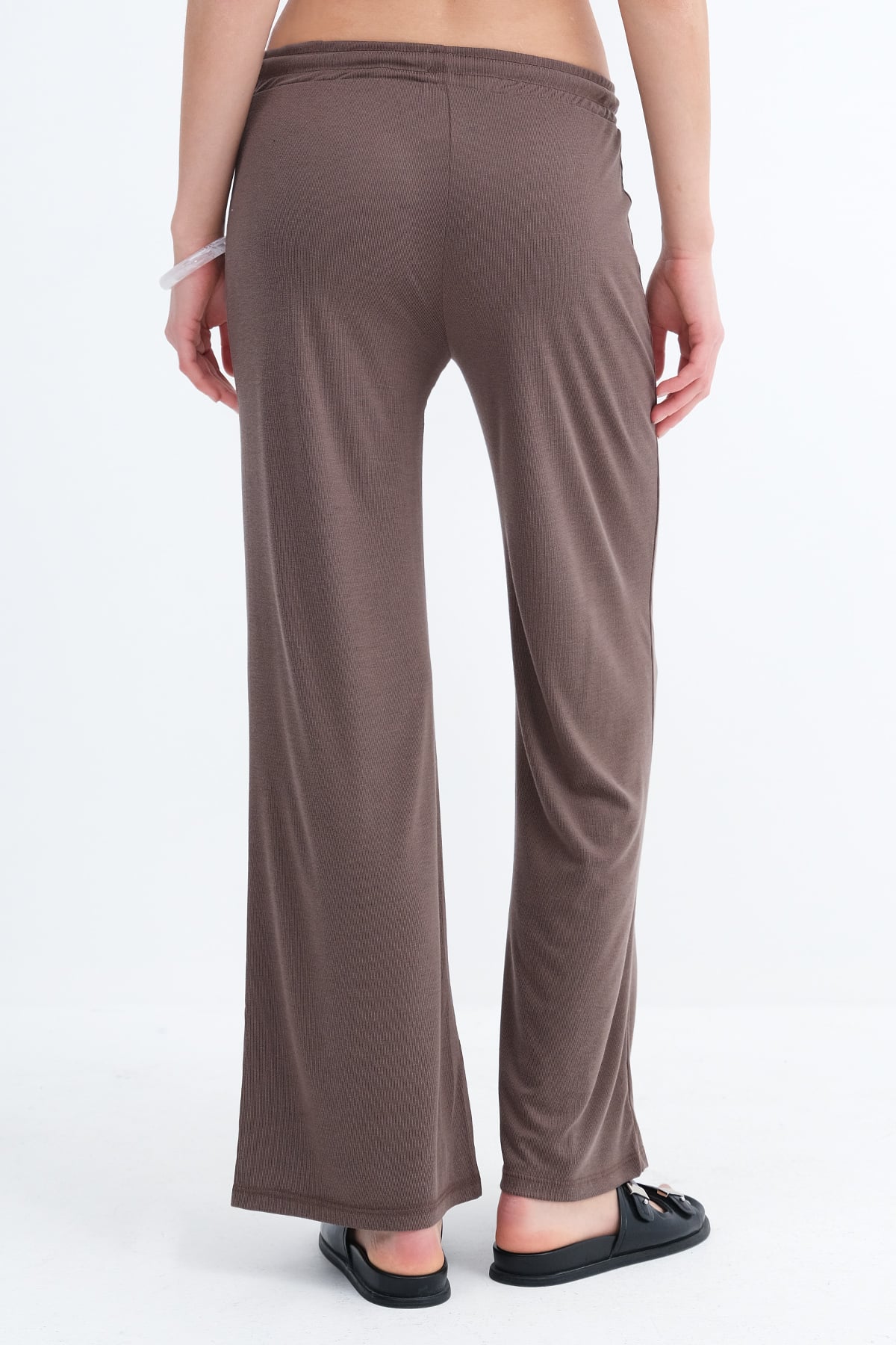 Brown_Elastic-Waist-Modal-Sweatpants-addax